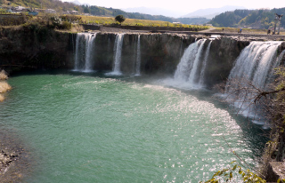 Harajiri Waterfall